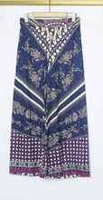 将图片加载到图库查看器,Long Pant - Modern Batik Art