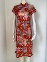 将图片加载到图库查看器,RED CHINESE NEW YEAR - Cheong Sam Batik