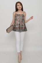 Load image into Gallery viewer, Blouse - Semi-silk fabric Batik for max comfort
