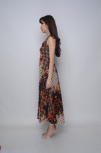 Load image into Gallery viewer, Dress - Modern Batik
