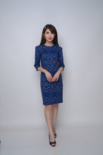 Load image into Gallery viewer, Dress - Modern Batik Slim Fit
