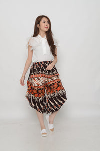 PANT - Aladdin Three Quarter Batik Pant